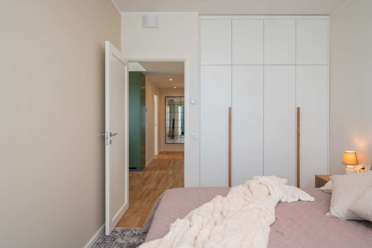 Grandber garderoob magamistuba