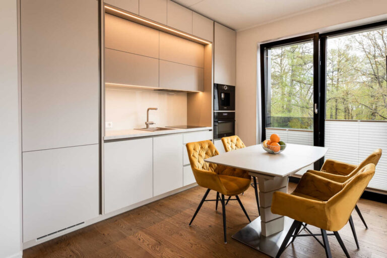 Grandber sisustus köögimööbel